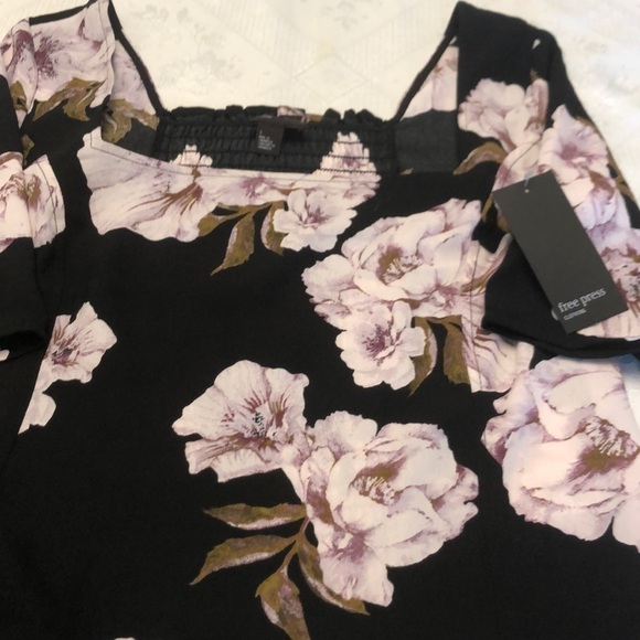 Free Press Floral Print Crop Top Short Sleeves - Picture 7 of 12